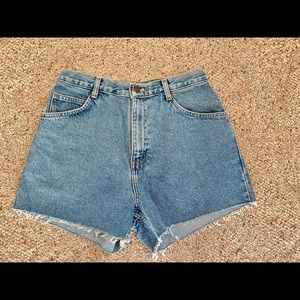 EUC vintage Gitano jean shorts